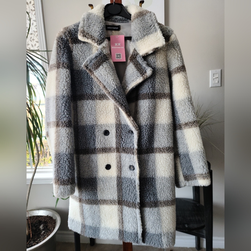 NWT Missy Empire Calila Grey Checkered Borg Jacket